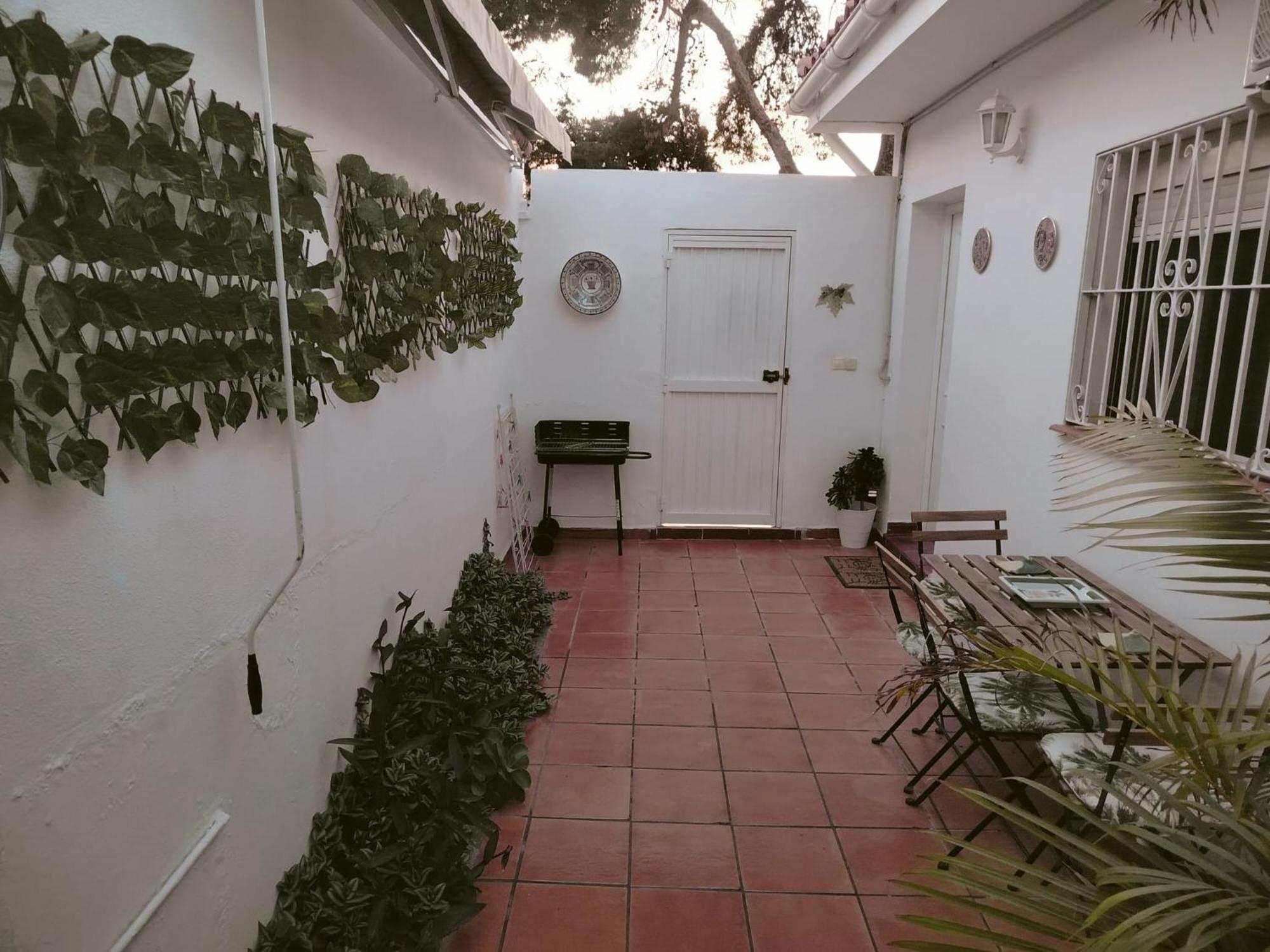 Fantastico Apartamento Con Piscina Comunitaria Junto Al Mar En Malaga Exterior photo